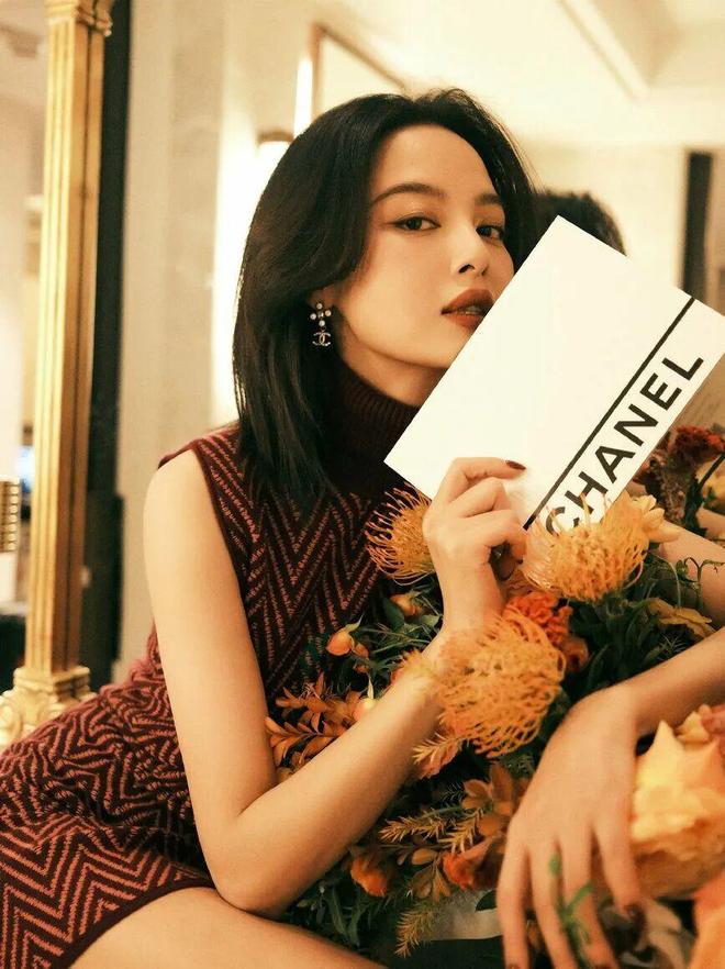 EL见证“人间富贵花”登顶威尼斯瓦力棋牌游戏辛芷蕾封后！CHAN(图10)