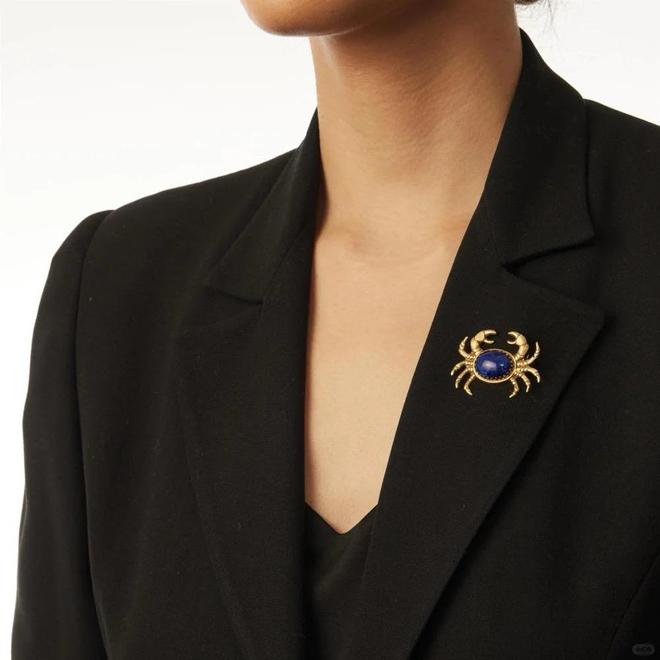 变身百万珠宝蒂芙尼卡地亚钻石蟹闪瞎眼瓦力娱乐棋牌十月珠宝吃货图鉴！螃蟹(图2)