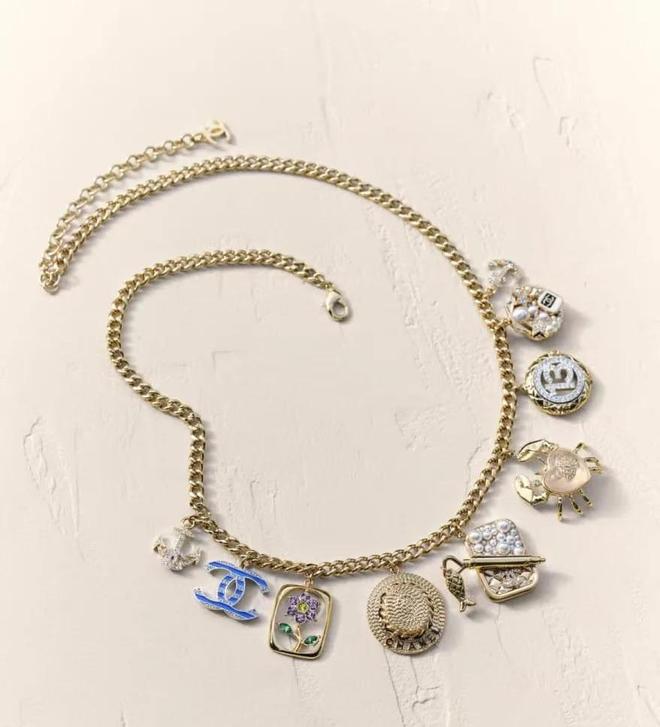 变身百万珠宝蒂芙尼卡地亚钻石蟹闪瞎眼瓦力娱乐棋牌十月珠宝吃货图鉴！螃蟹(图8)